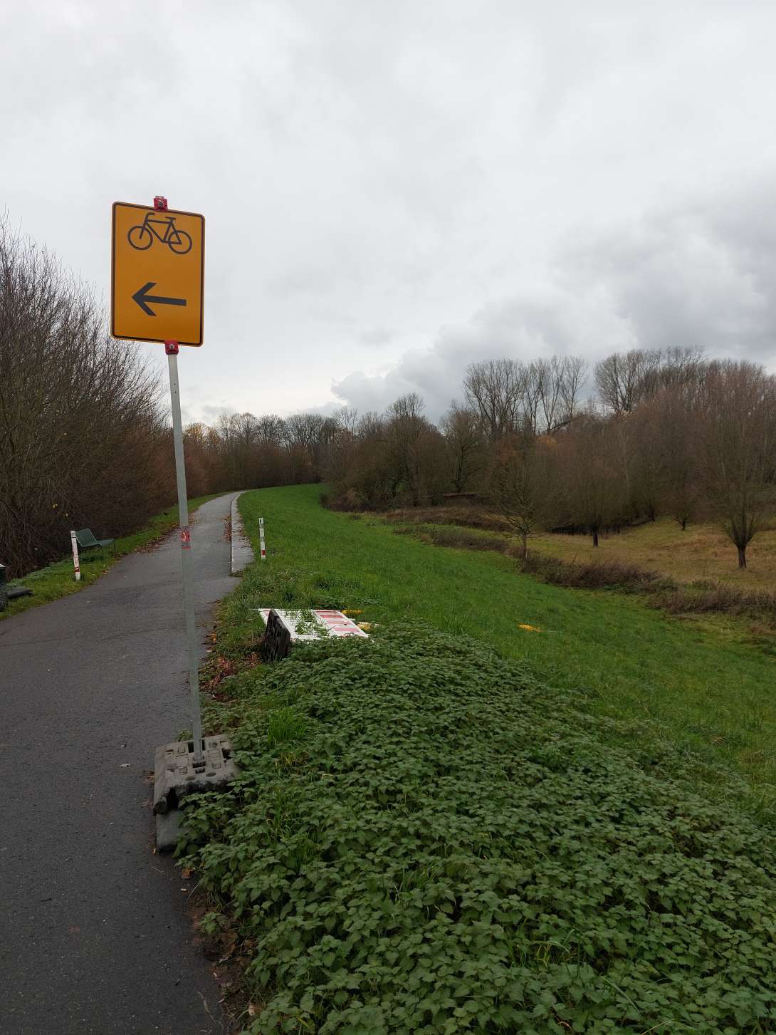 Bild zu gemeldetem Anliegen vom *2025-12-10 12:25:28