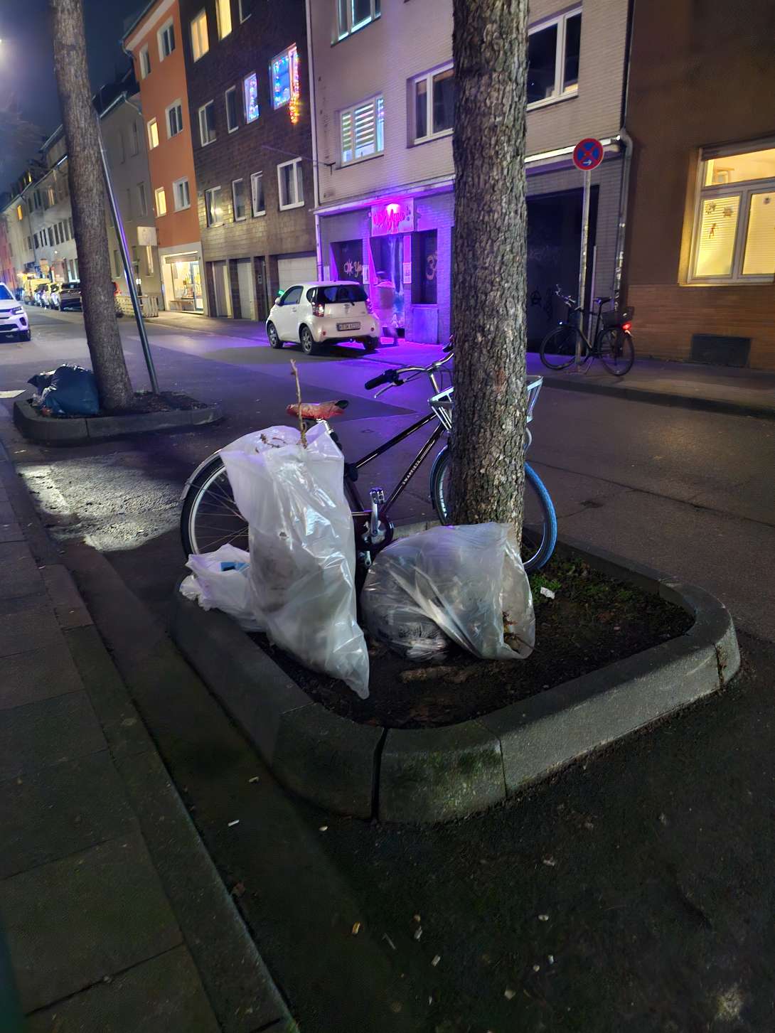 Bild zu gemeldetem Anliegen vom *2025-12-12 21:35:29