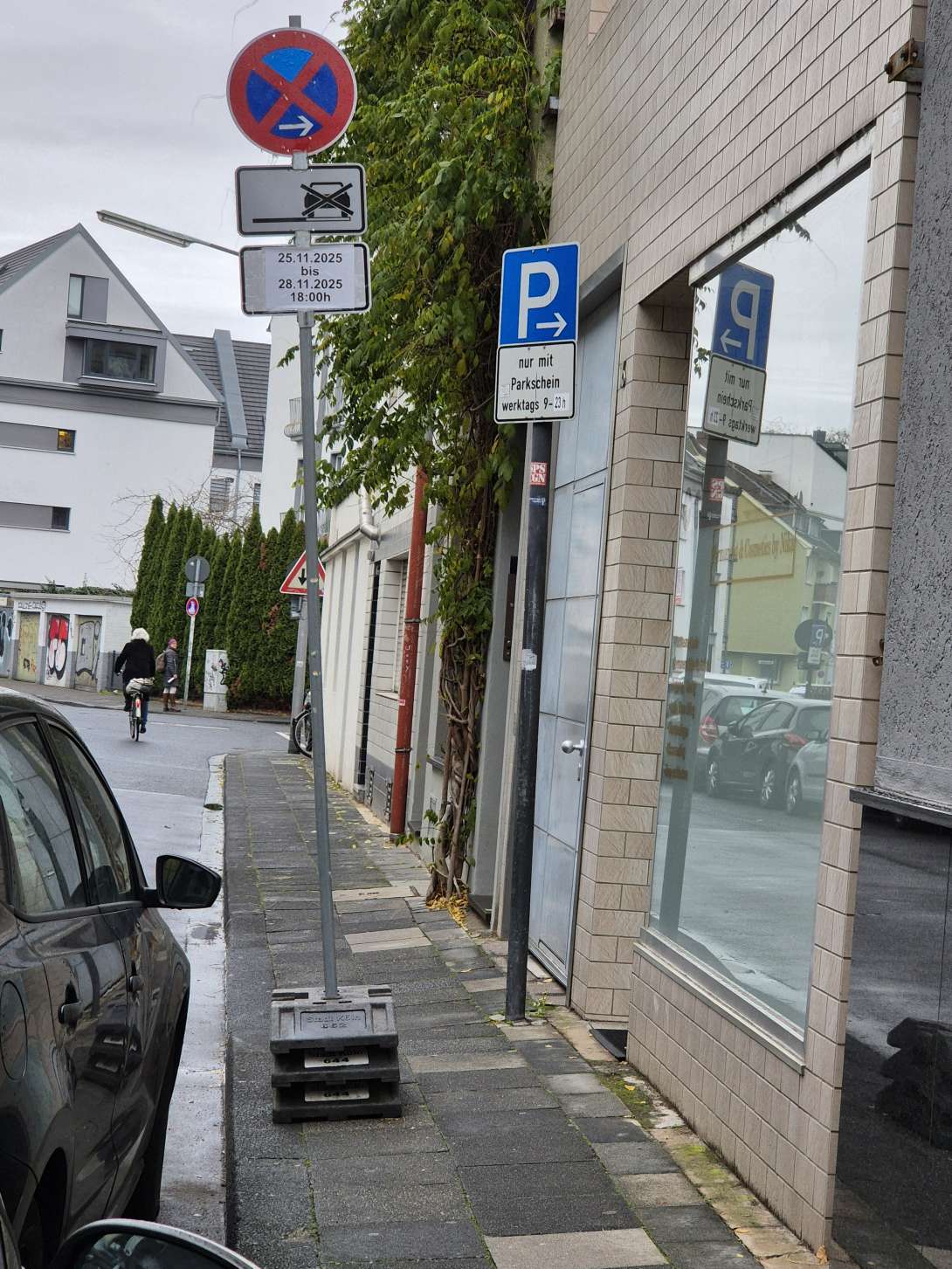 Bild zu gemeldetem Anliegen vom *2025-12-04 17:42:32