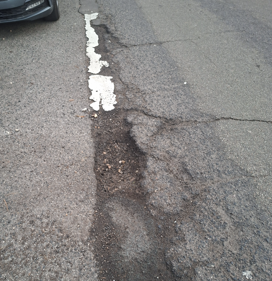 Bild zu gemeldetem Anliegen vom *2025-12-14 19:32:22