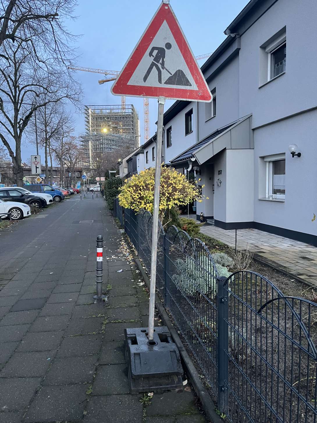 Bild zu gemeldetem Anliegen vom *2025-12-12 09:41:21