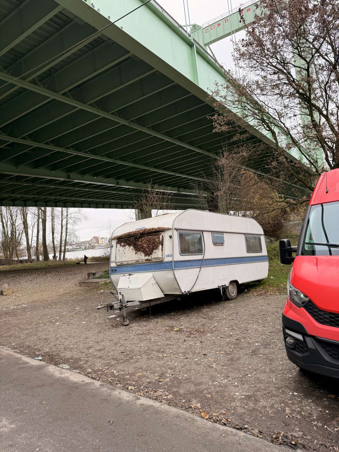 Bild zu gemeldetem Anliegen vom *2025-12-14 09:28:41