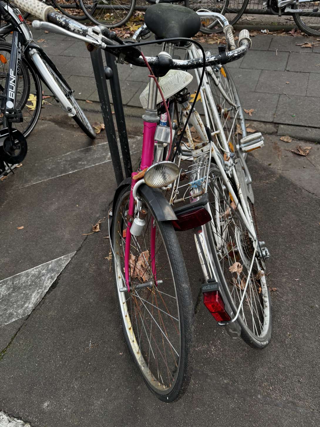 Bild zu gemeldetem Anliegen vom *2025-12-17 21:56:13