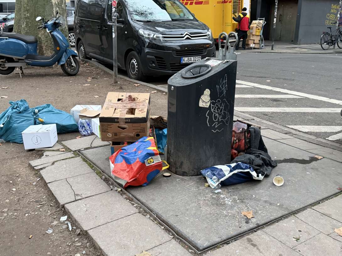 Bild zu gemeldetem Anliegen vom *2025-12-13 15:36:16