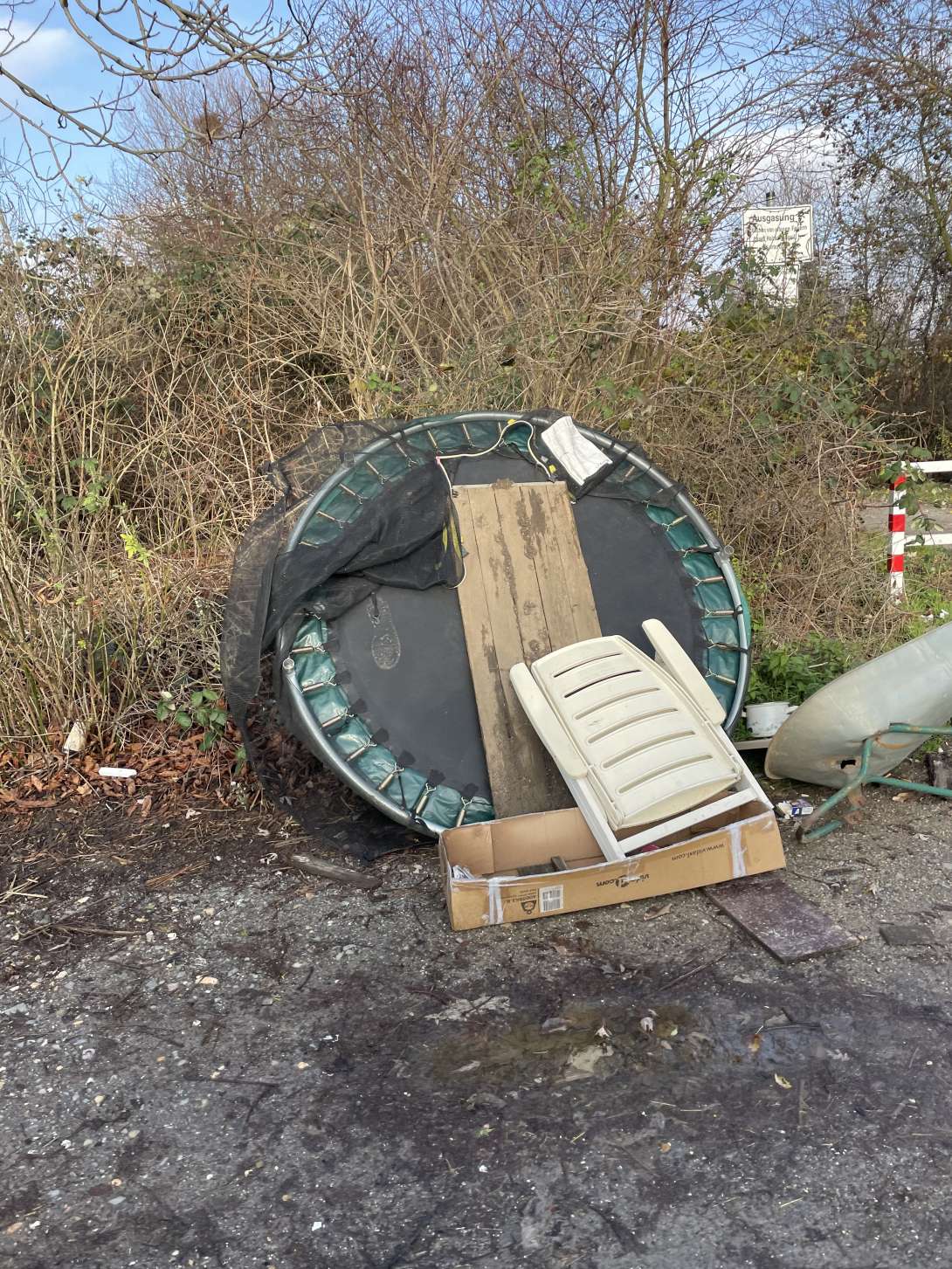 Bild zu gemeldetem Anliegen vom *2025-12-05 10:48:27