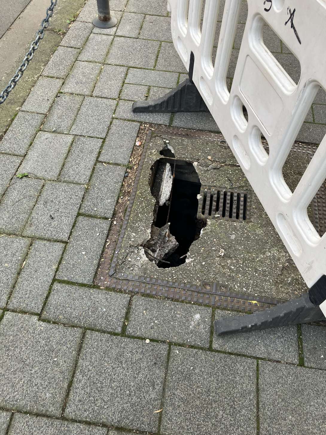 Bild zu gemeldetem Anliegen vom *2025-12-18 09:32:31