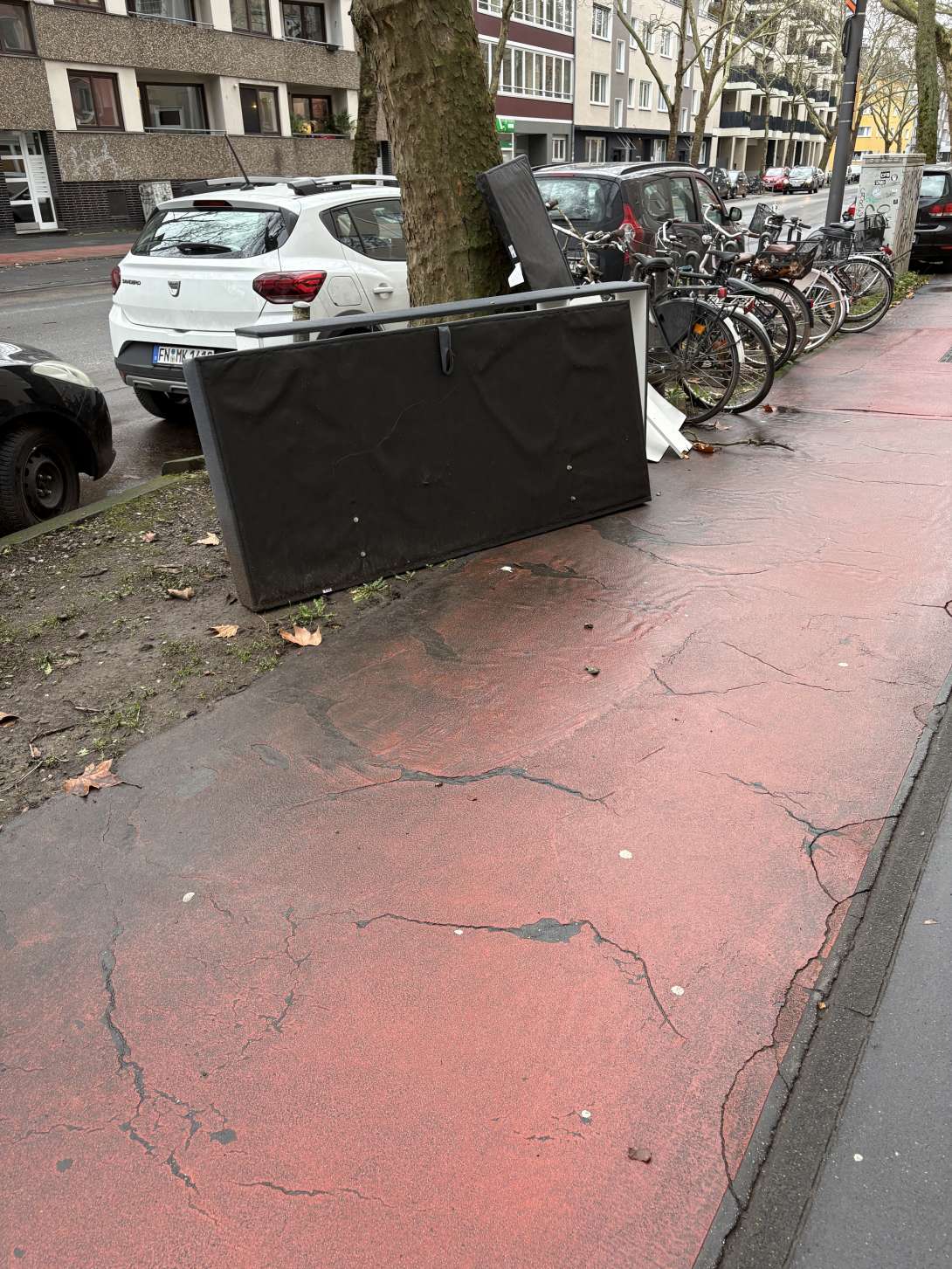 Bild zu gemeldetem Anliegen vom *2025-12-11 09:53:57