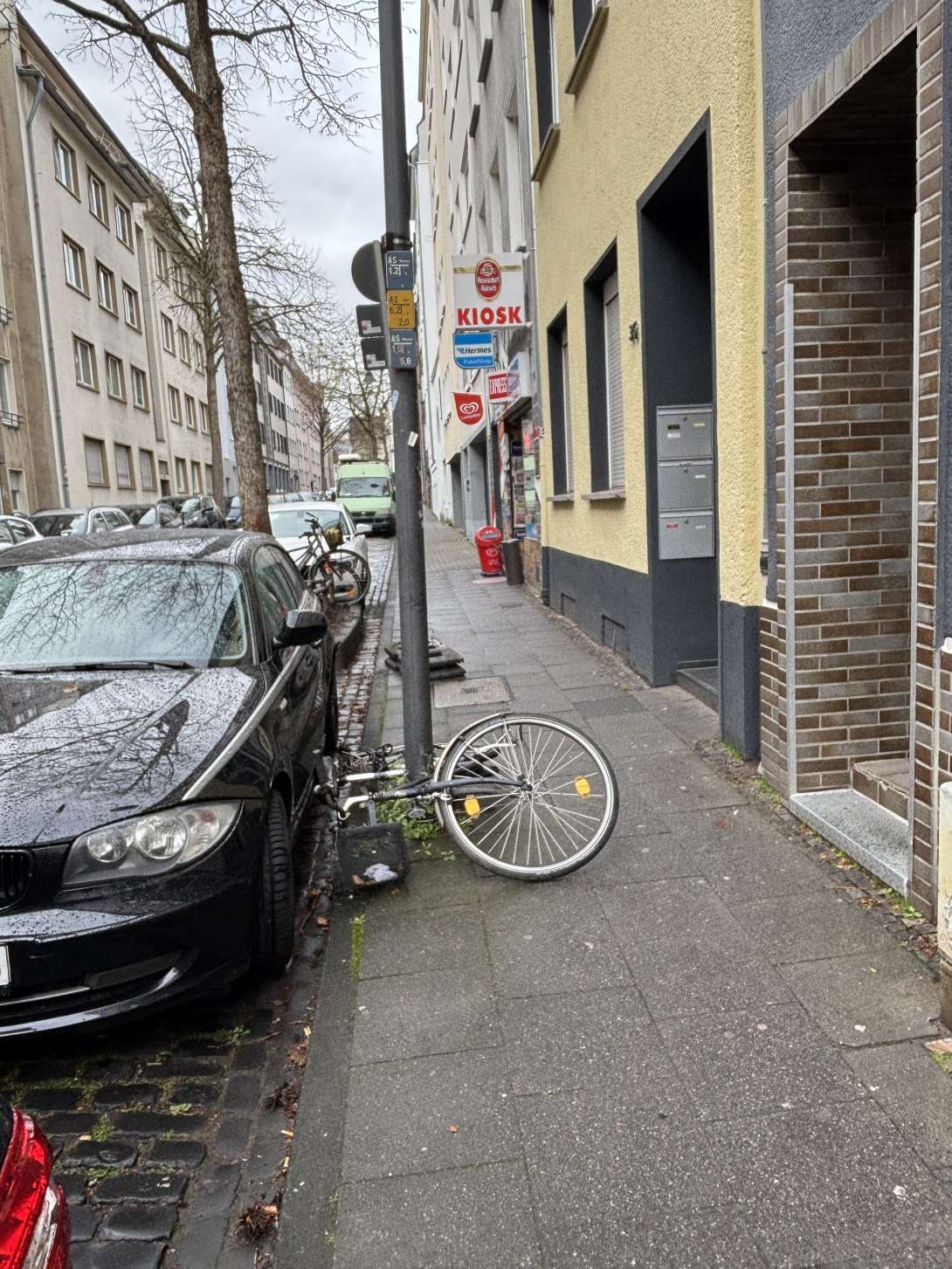 Bild zu gemeldetem Anliegen vom *2025-12-07 15:27:56