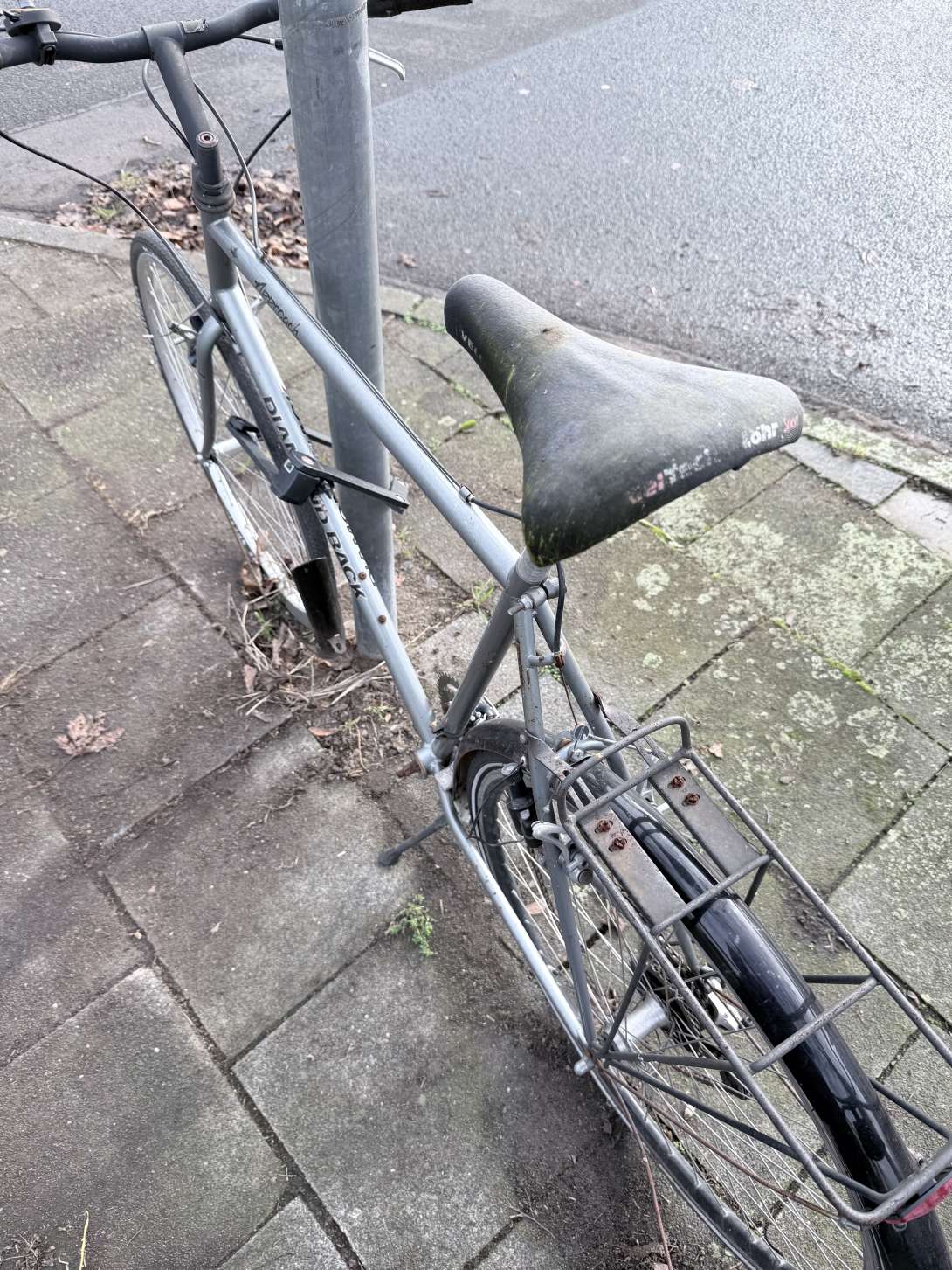 Bild zu gemeldetem Anliegen vom *2025-12-28 22:11:17