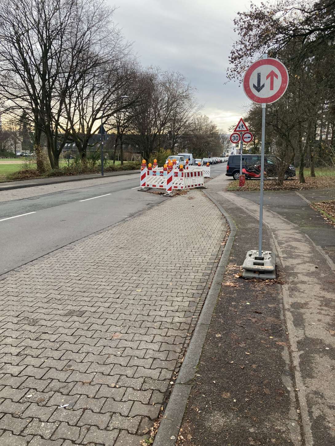 Bild zu gemeldetem Anliegen vom *2025-12-03 08:57:51