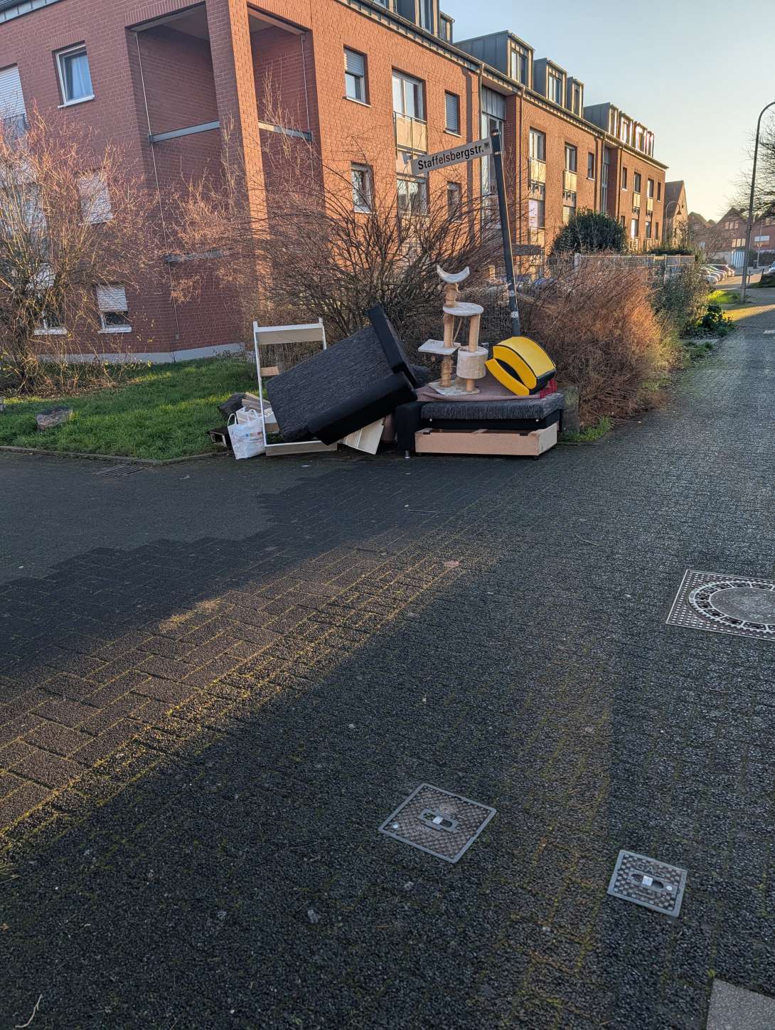 Bild zu gemeldetem Anliegen vom *2025-12-15 10:14:16