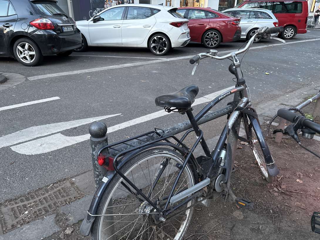 Bild zu gemeldetem Anliegen vom *2025-12-16 06:36:41