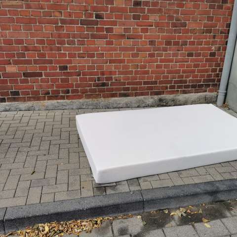 Bild zu gemeldetem Anliegen vom *2025-07-08 15:28:54