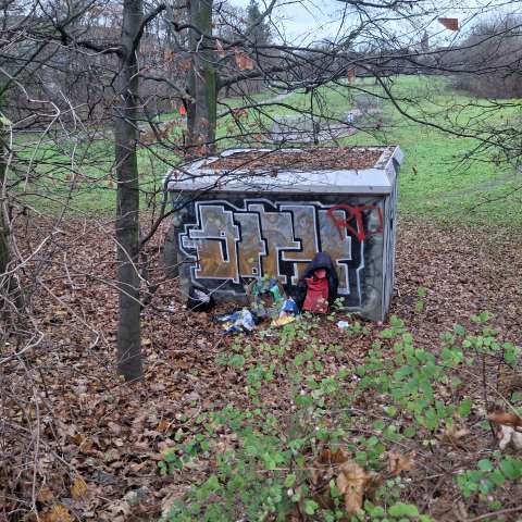 Bild zu gemeldetem Anliegen vom *2025-12-14 21:47:09