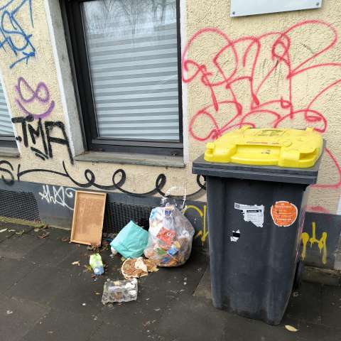 Bild zu gemeldetem Anliegen vom *2025-12-06 09:27:37