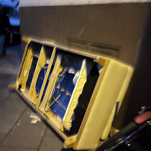 Bild zu gemeldetem Anliegen vom *2025-12-05 06:35:41