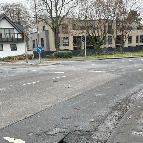 Bild zu gemeldetem Anliegen vom *2025-12-04 22:36:09