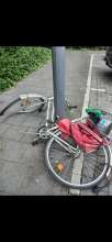 Defektes Fahrrad Pohlmanstr. 13. Köln Niehl Bild zu gemeldetem Anliegen vom *2024-06-04 19:03:49