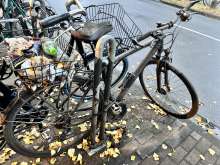 Vor dem Alnatura Supermarkt vom *2024-09-25 18:32:55
