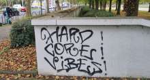 Graffiti Aachener Weiher_zu gemeldetem Anliegen vom *2024-10-18 14:52:57