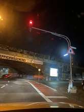 Defektes Rotlicht Vogelsanger Str. ecke Oskar Jäger Str. vor Unterführung