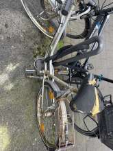 mehrere Schrottfahrräder *2025-02-15 12:14:57