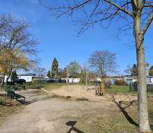 Spielplatz Ecke Theodor-Haecker und Martin-Buber-Straße in Neubrück