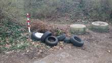 Es wurden mehrere Altreifen abgelegt. Anliegen vom *2025-03-23 15:29:00