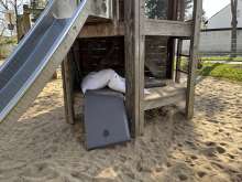 Schlafplatz auf Spielplatz?