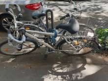 Unbenutztes Schrottfahrrad
