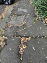 Foto kaputter Belag Radweg Zülpicher Straße 383