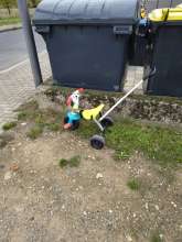 Kinderdreirad vor Herrmann-Löns-Str. 55