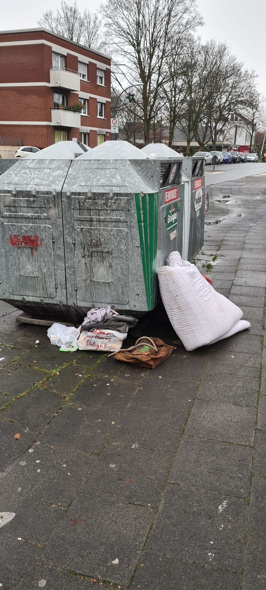 Bild zu gemeldetem Anliegen vom *2023-12-15 09:40:51