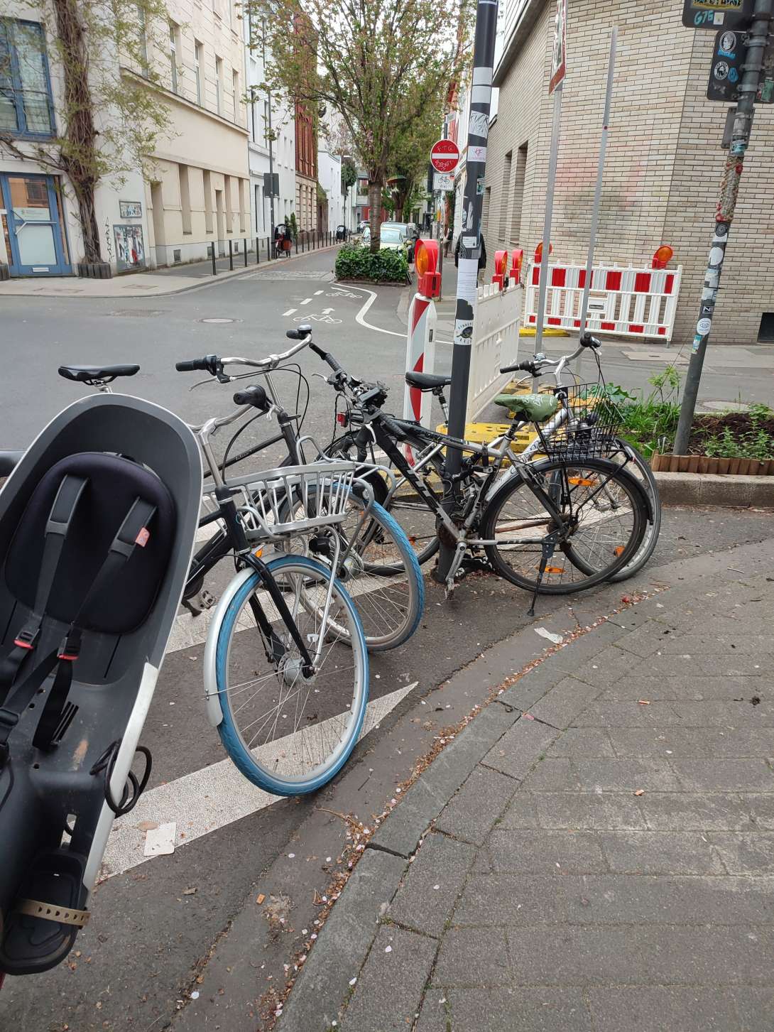 Bild zu gemeldetem Anliegen vom *2024-05-28 16:06:13