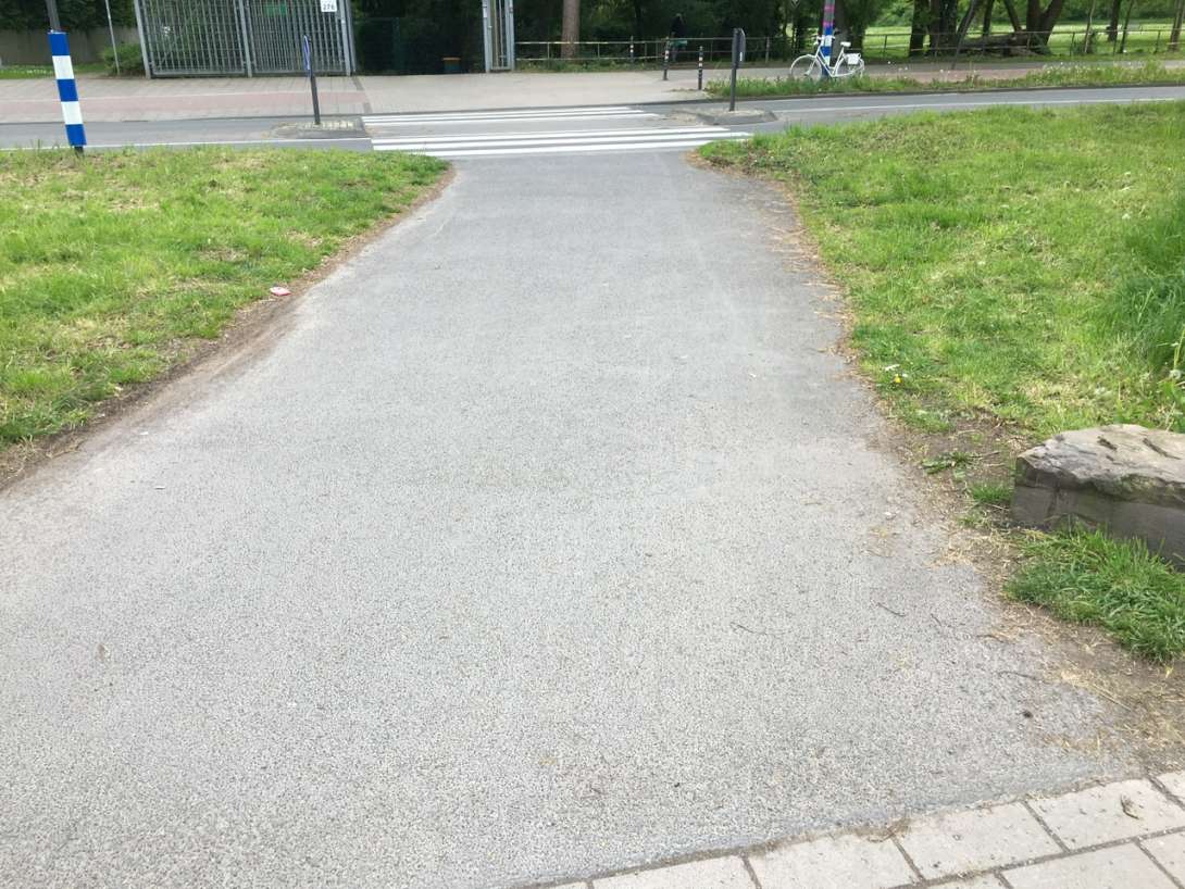 Bild zu gemeldetem Anliegen vom *2024-04-28 23:12:28