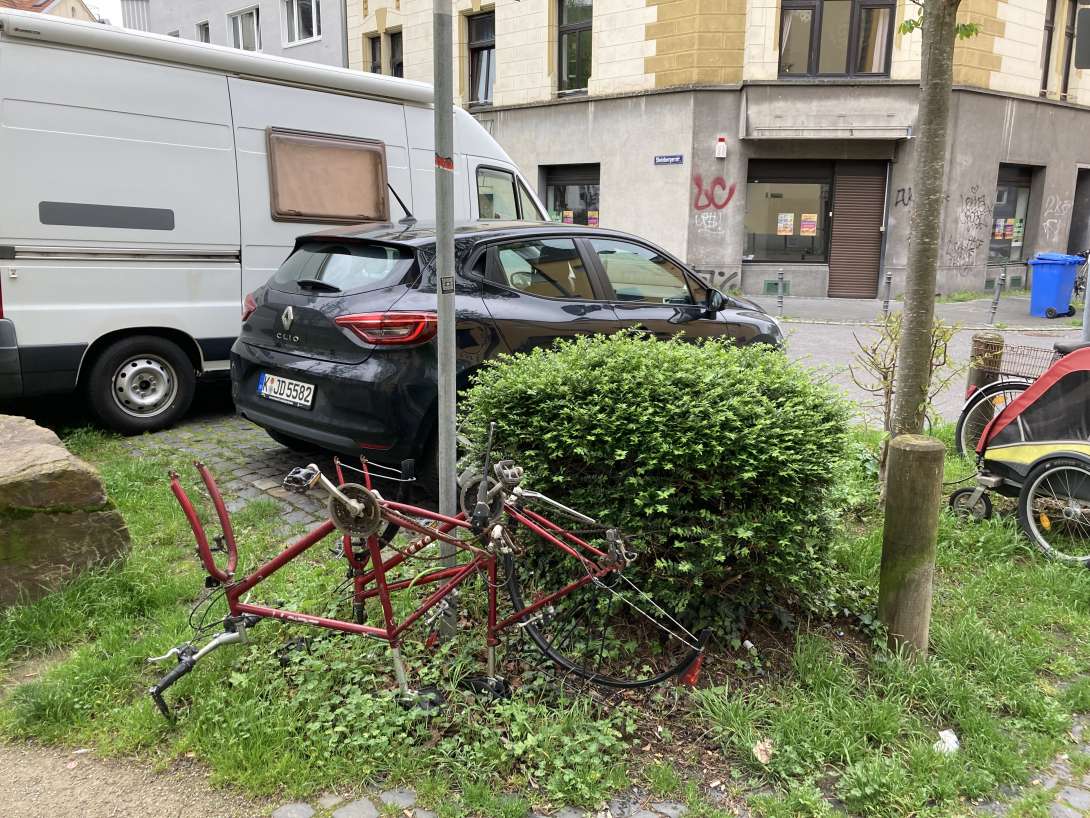 Bild zu gemeldetem Anliegen vom *2024-06-17 23:10:55