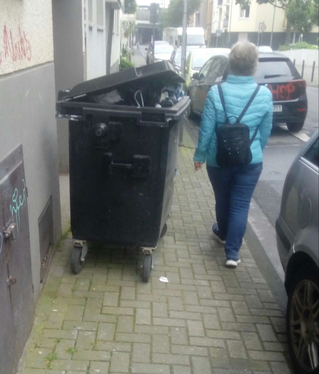 Bild zu gemeldetem Anliegen vom *2024-06-03 11:50:16