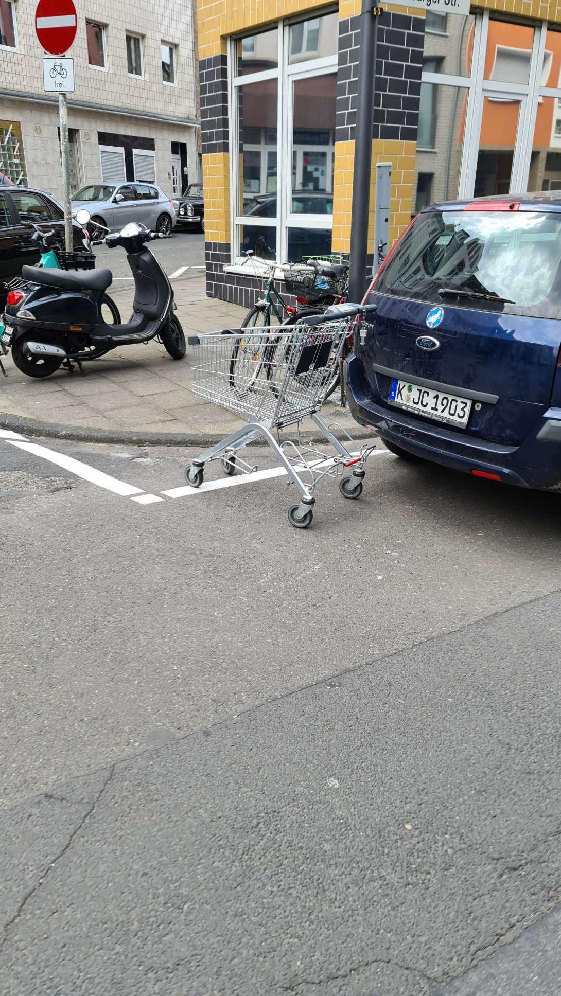 Bild zu gemeldetem Anliegen vom *2024-06-14 23:37:44
