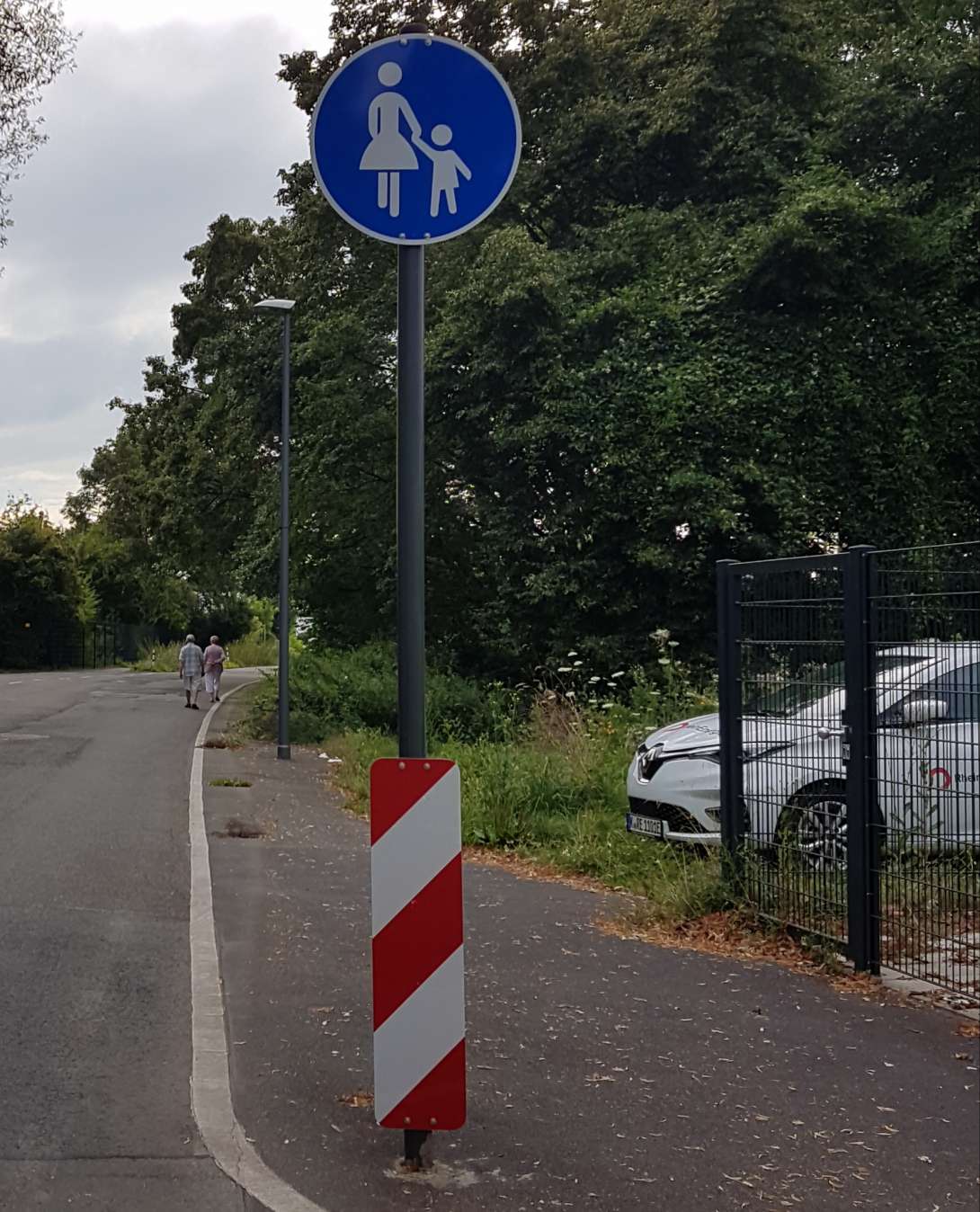 Bild zu gemeldetem Anliegen vom *2024-07-24 18:27:32