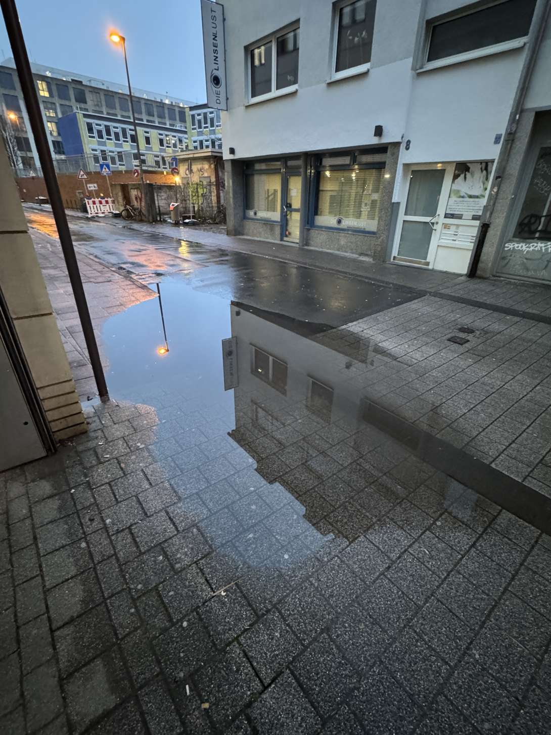 Bild zu gemeldetem Anliegen vom *2025-01-09 23:21:00