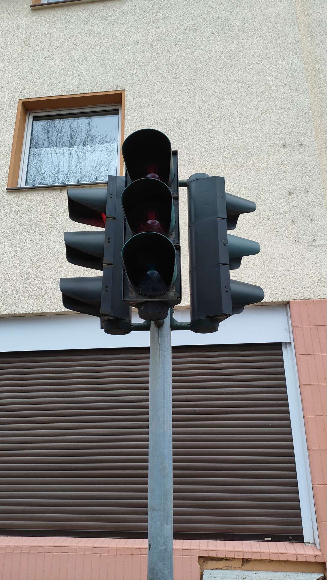 Bild zu gemeldetem Anliegen vom *2025-02-27 18:15:34