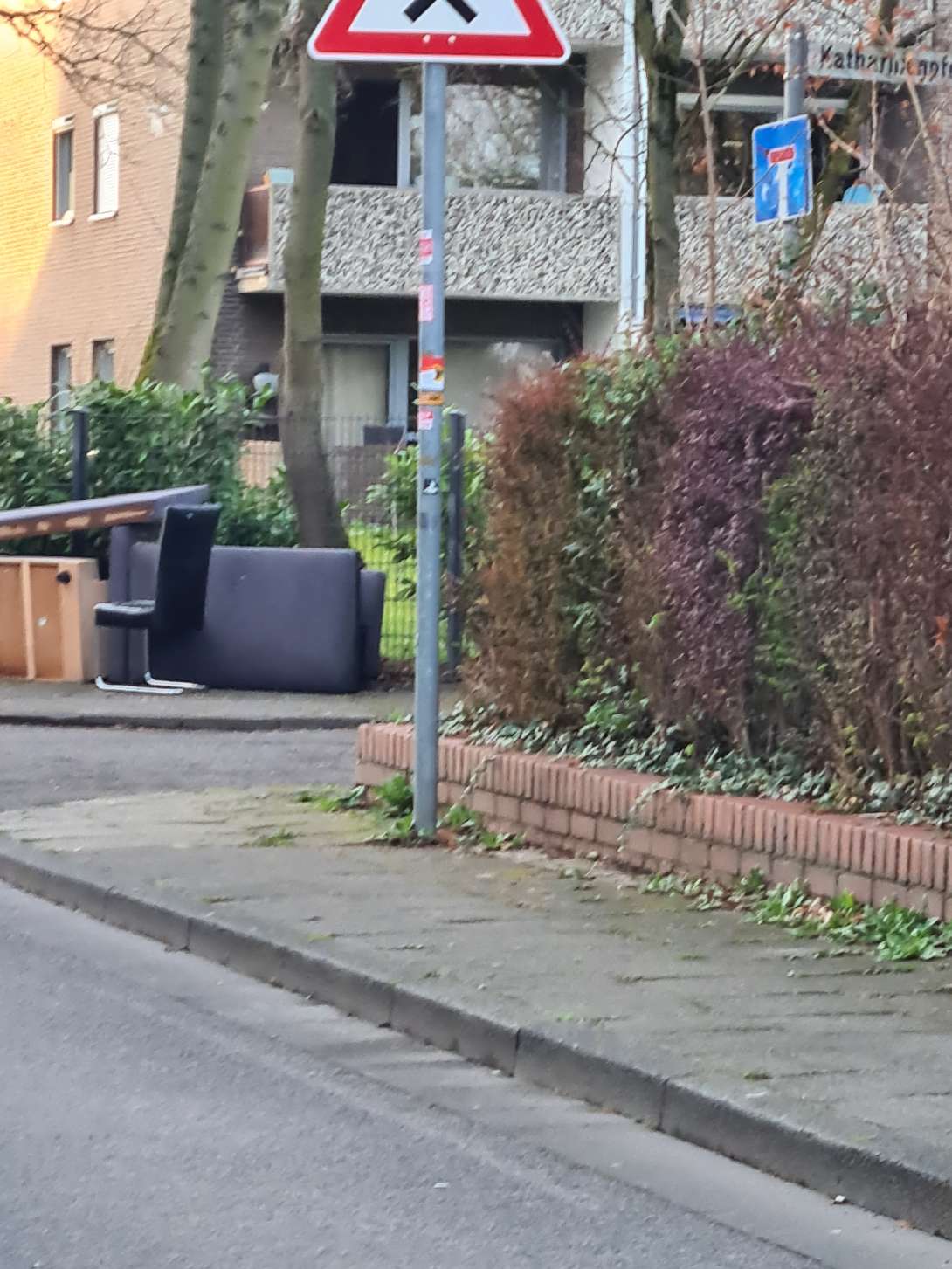 Bild zu gemeldetem Anliegen vom *2025-03-23 19:19:59
