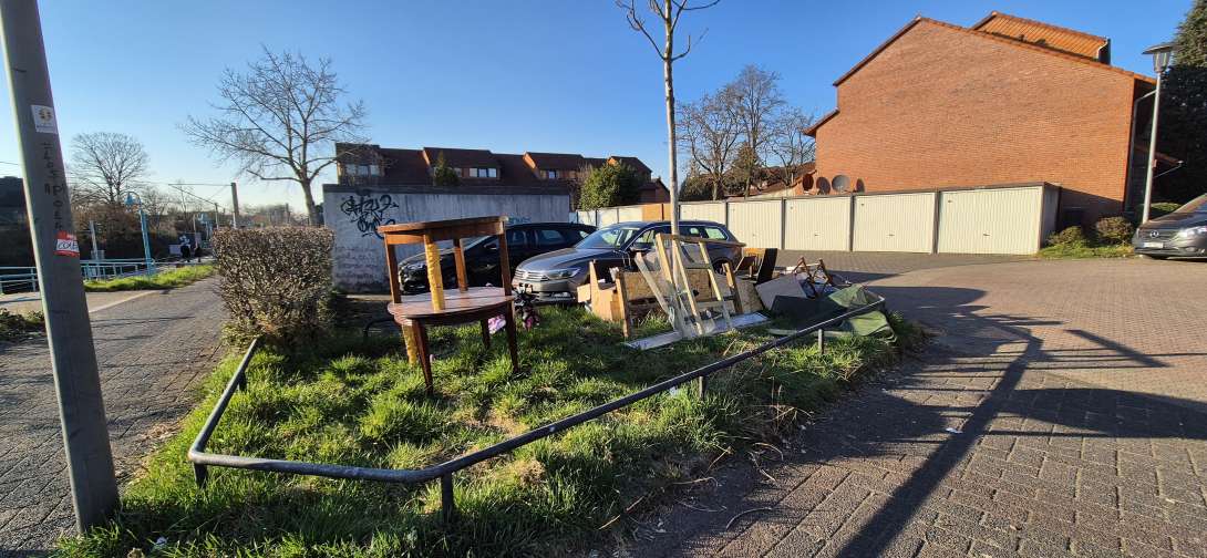 Bild zu gemeldetem Anliegen vom *2025-03-19 17:35:02