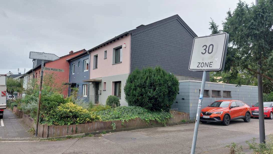 Bild zu gemeldetem Anliegen vom *2025-03-26 23:01:12