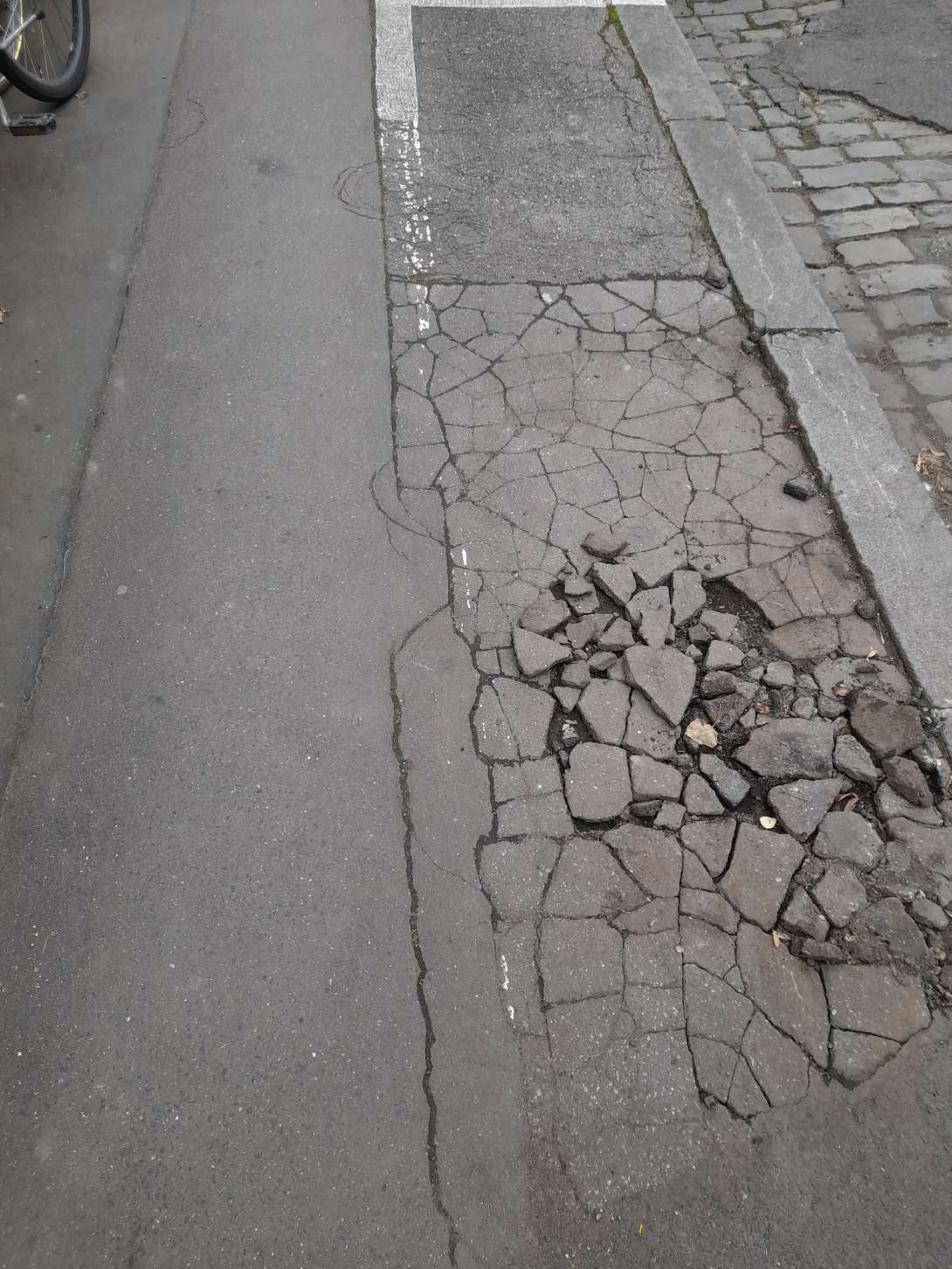 Bild zu gemeldetem Anliegen vom *2025-03-28 18:51:57