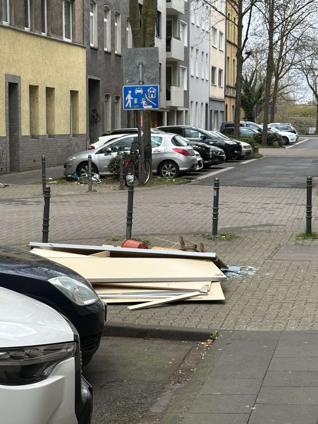 Bild zu gemeldetem Anliegen vom *2025-03-31 14:28:45