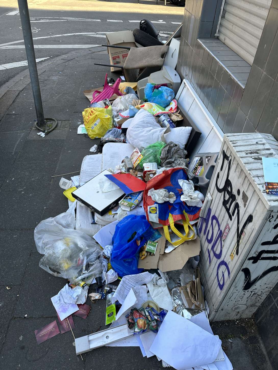 Bild zu gemeldetem Anliegen vom *2025-03-18 10:23:40