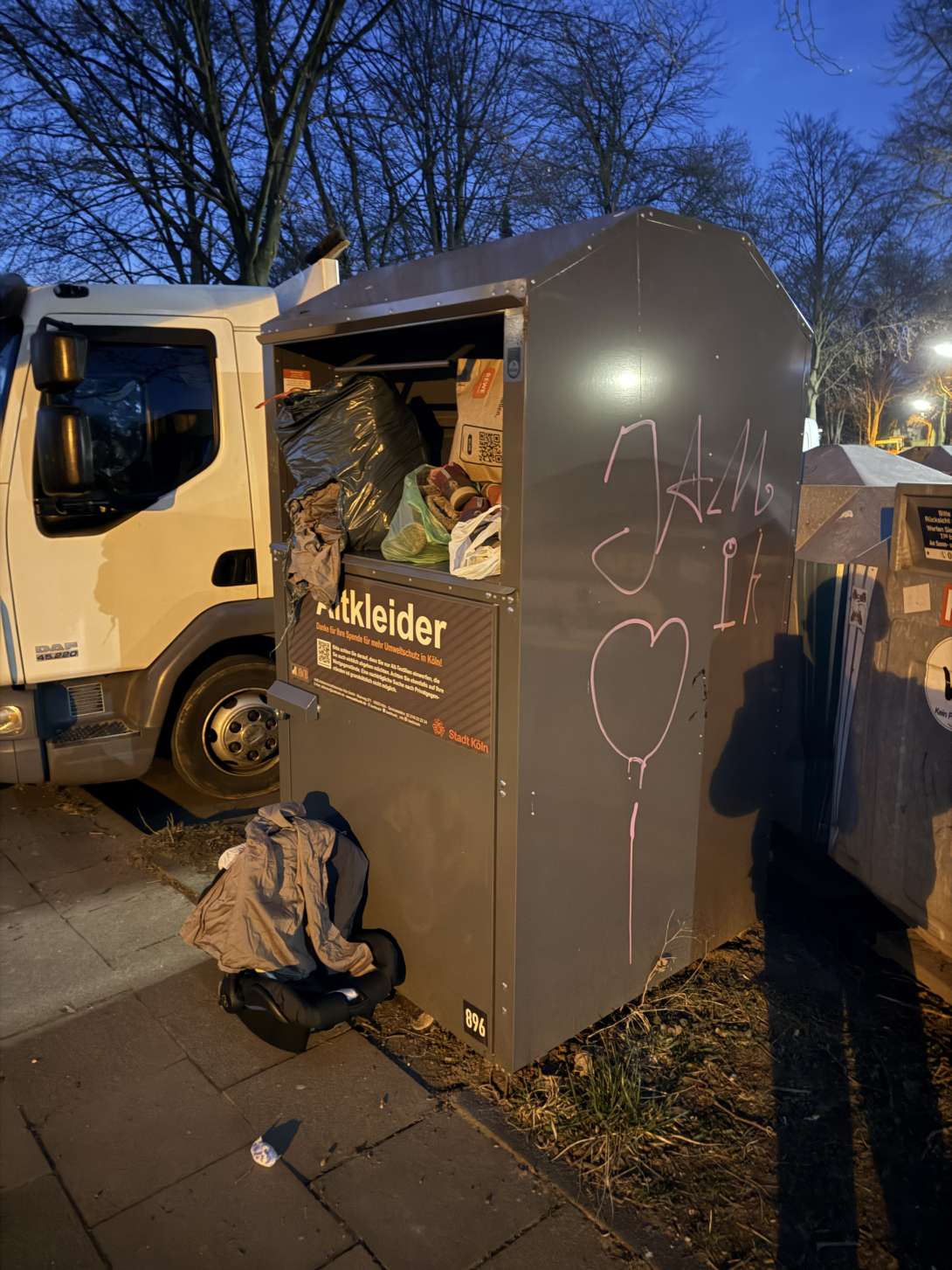 Bild zu gemeldetem Anliegen vom *2025-03-07 20:11:36
