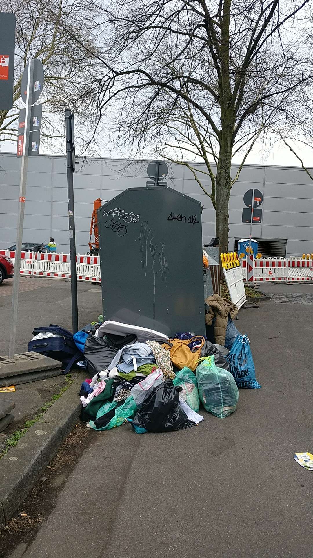 Bild zu gemeldetem Anliegen vom *2025-03-24 17:29:51