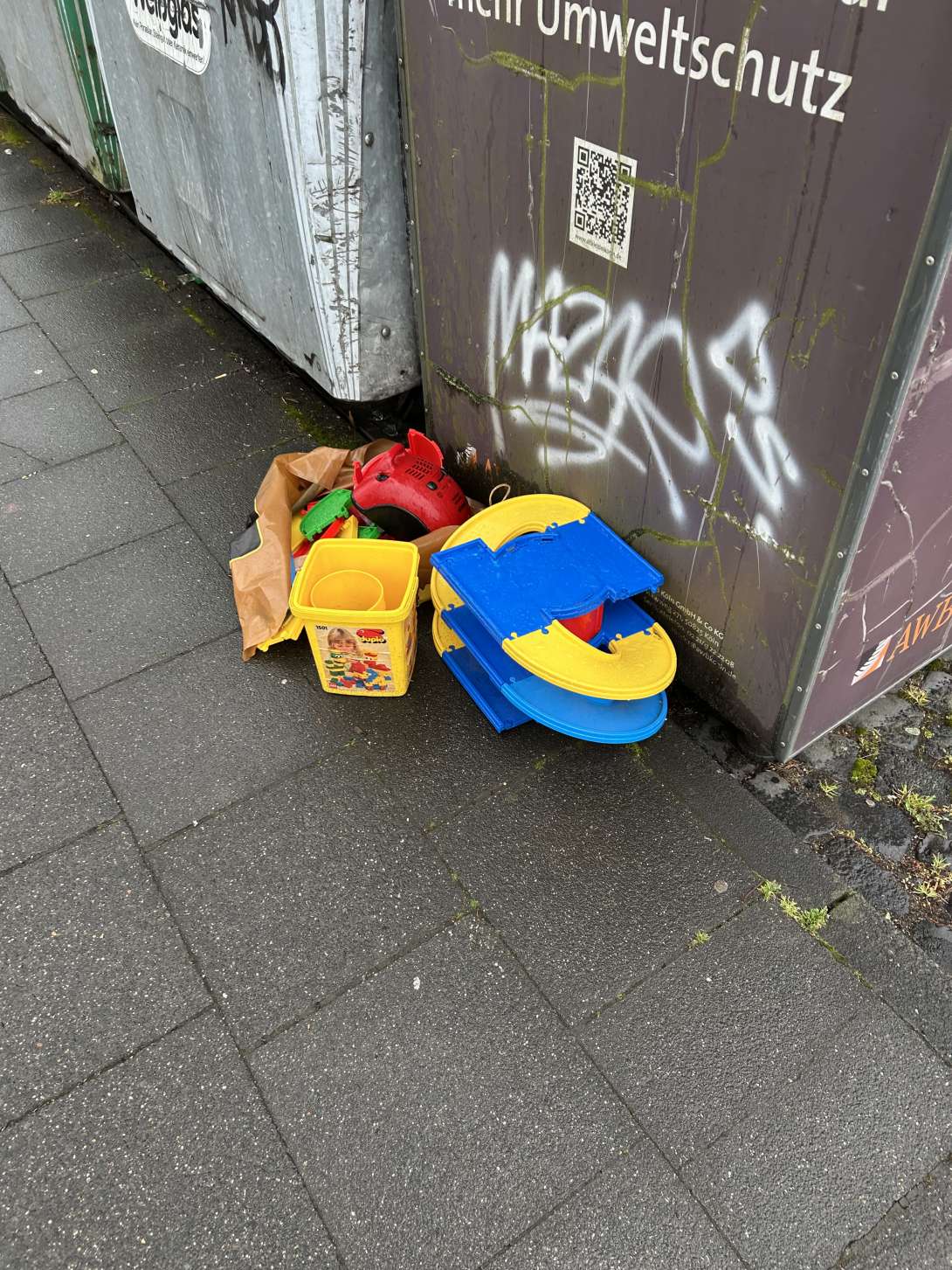 Bild zu gemeldetem Anliegen vom *2025-03-23 10:41:05